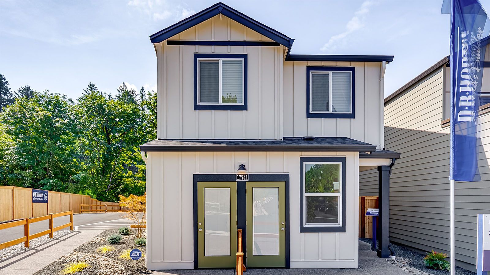 Exterior:Elevation Image 0.