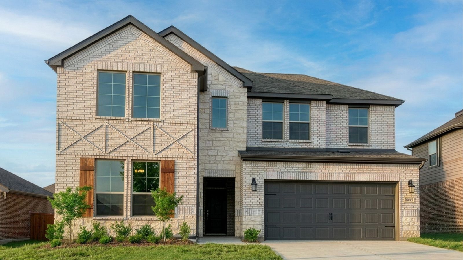 Exterior:Elevation Image 0.