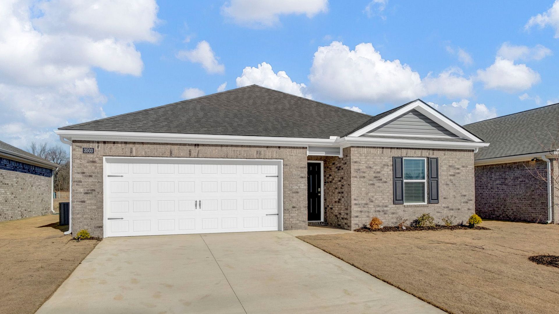 Exterior:Elevation Image 0.