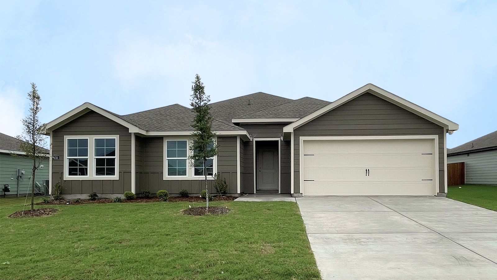 Exterior:Elevation Image 0.