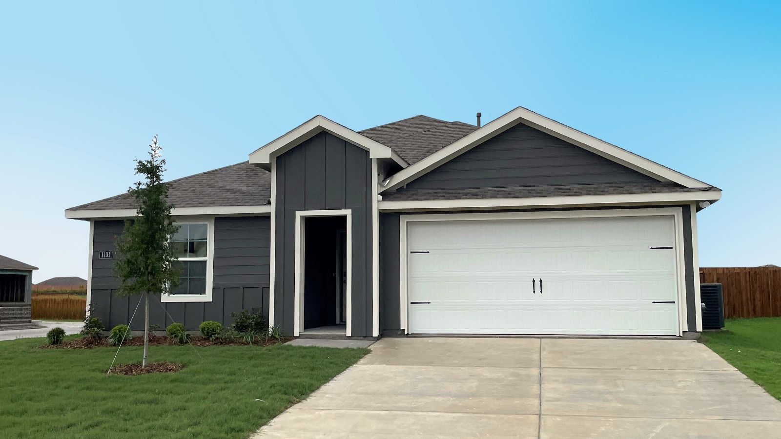 Exterior:Elevation Image 0.