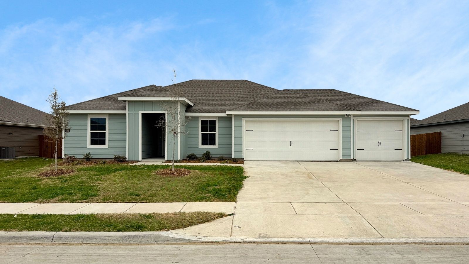 Exterior:Elevation Image 0.