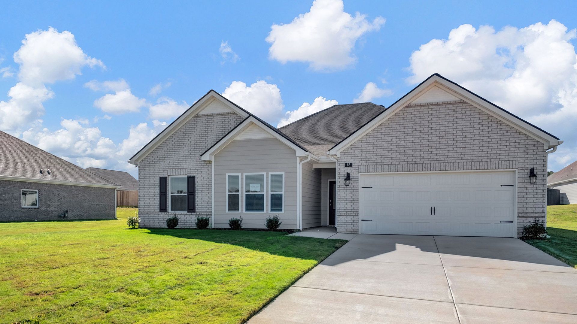 Exterior:Elevation Image 0.