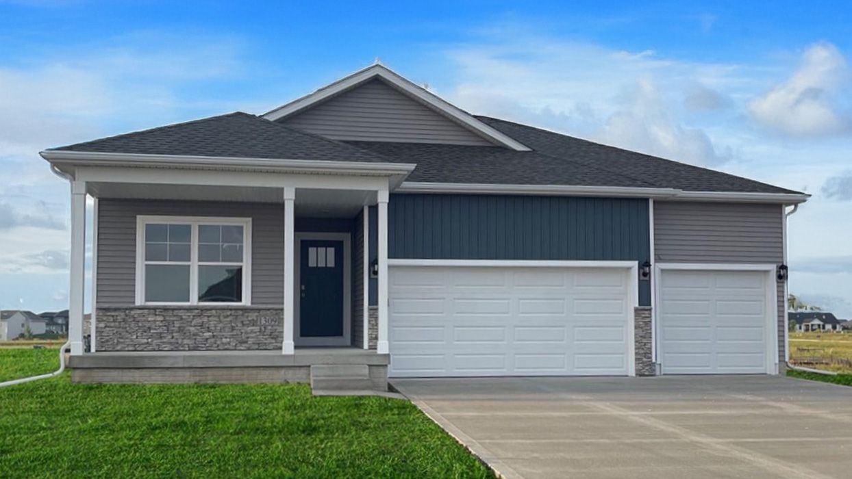 Exterior:Elevation Image 0.