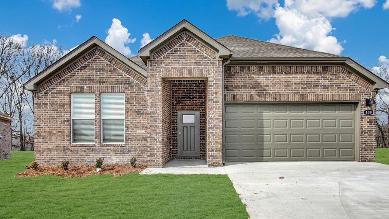 Exterior:Elevation Image 0.