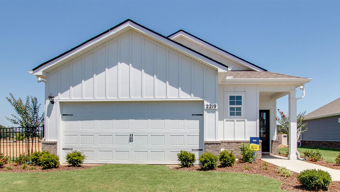 Exterior:Elevation Image 0.