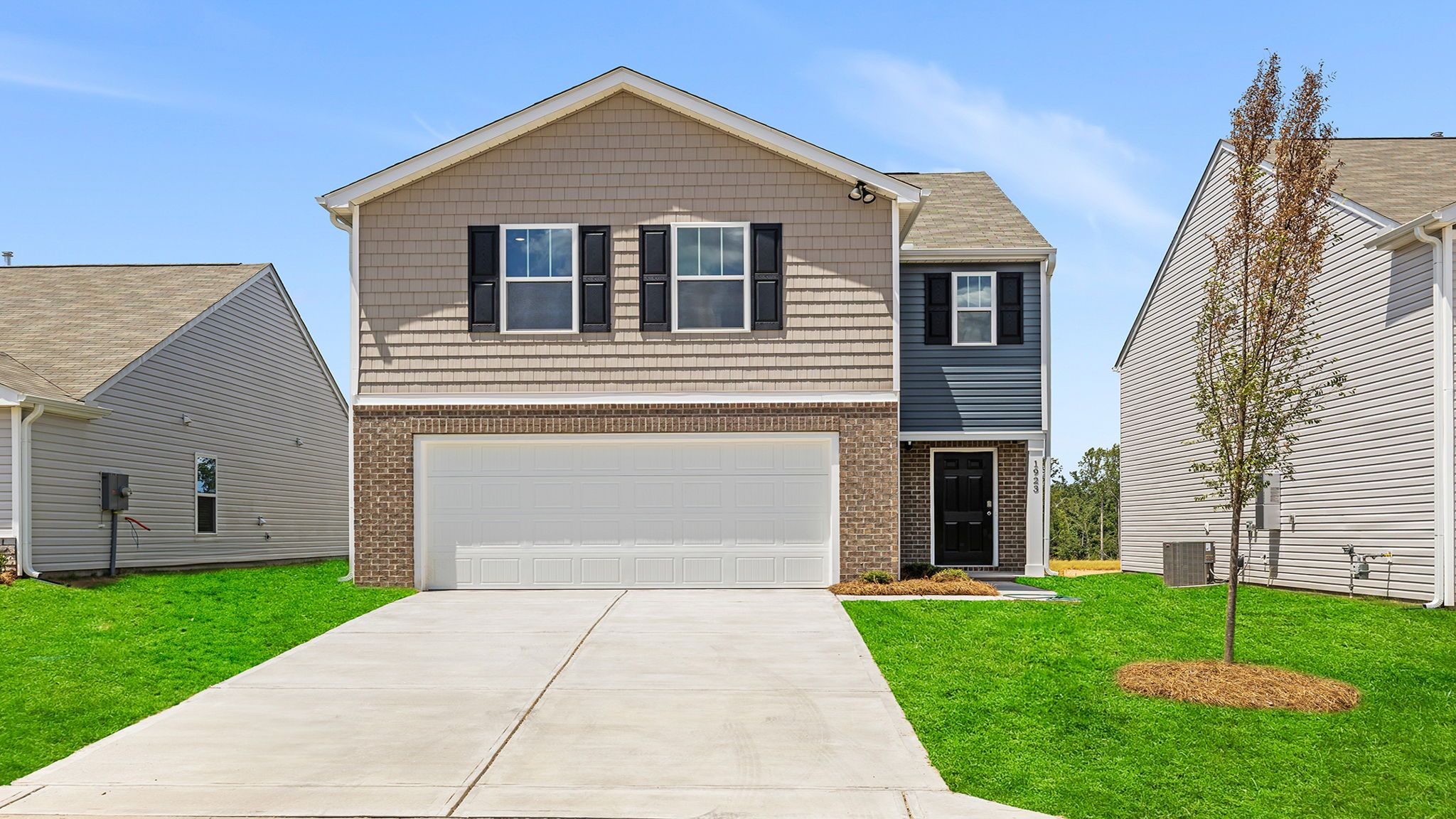 Exterior:Elevation Image 0.