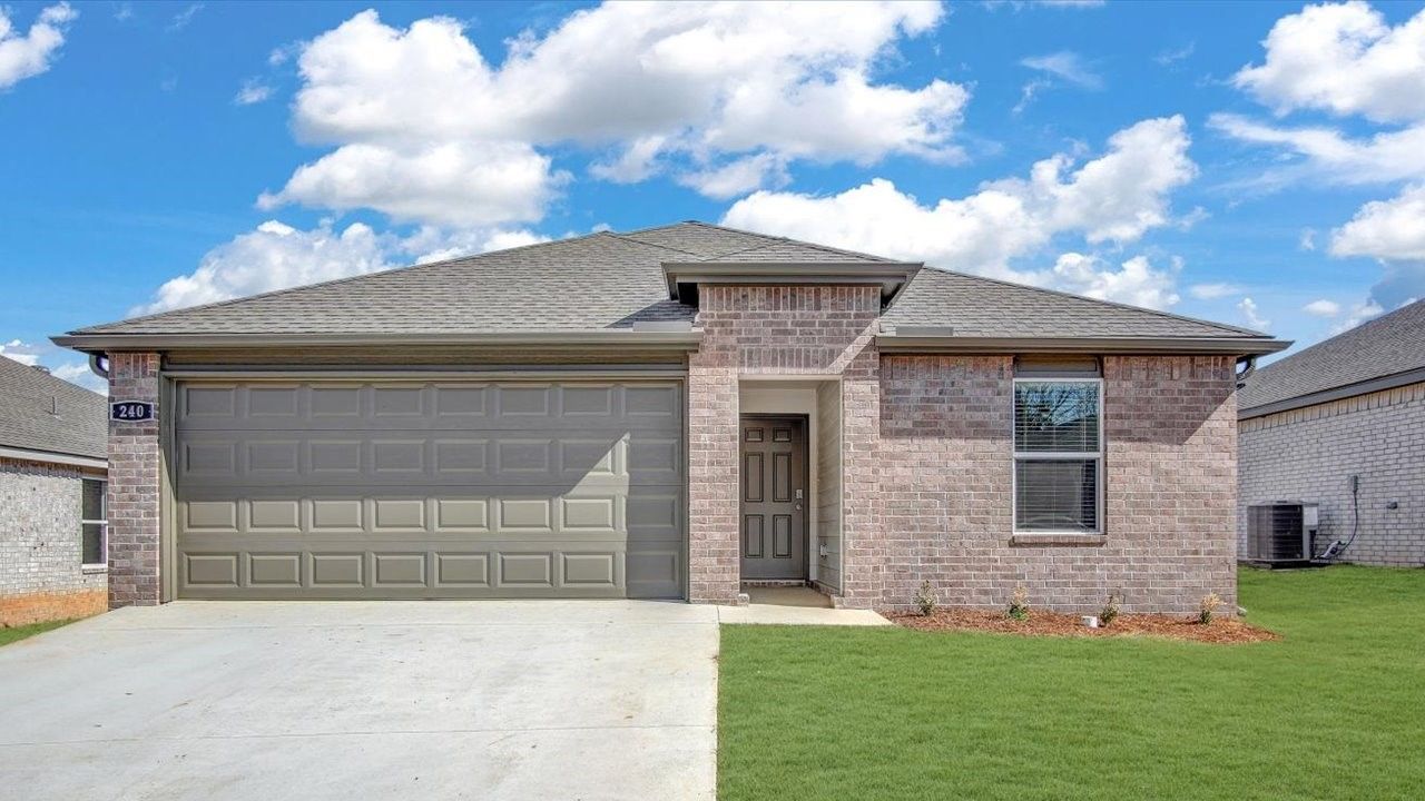 Exterior:Elevation Image 0.