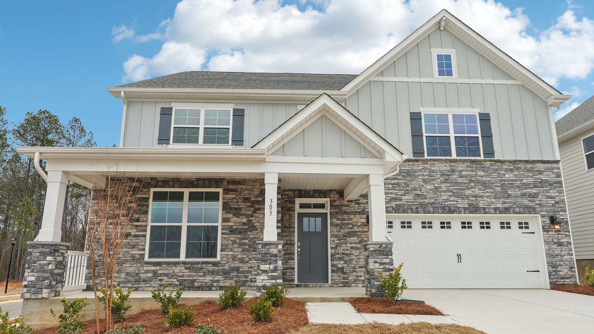 Exterior:Elevation Image 0.