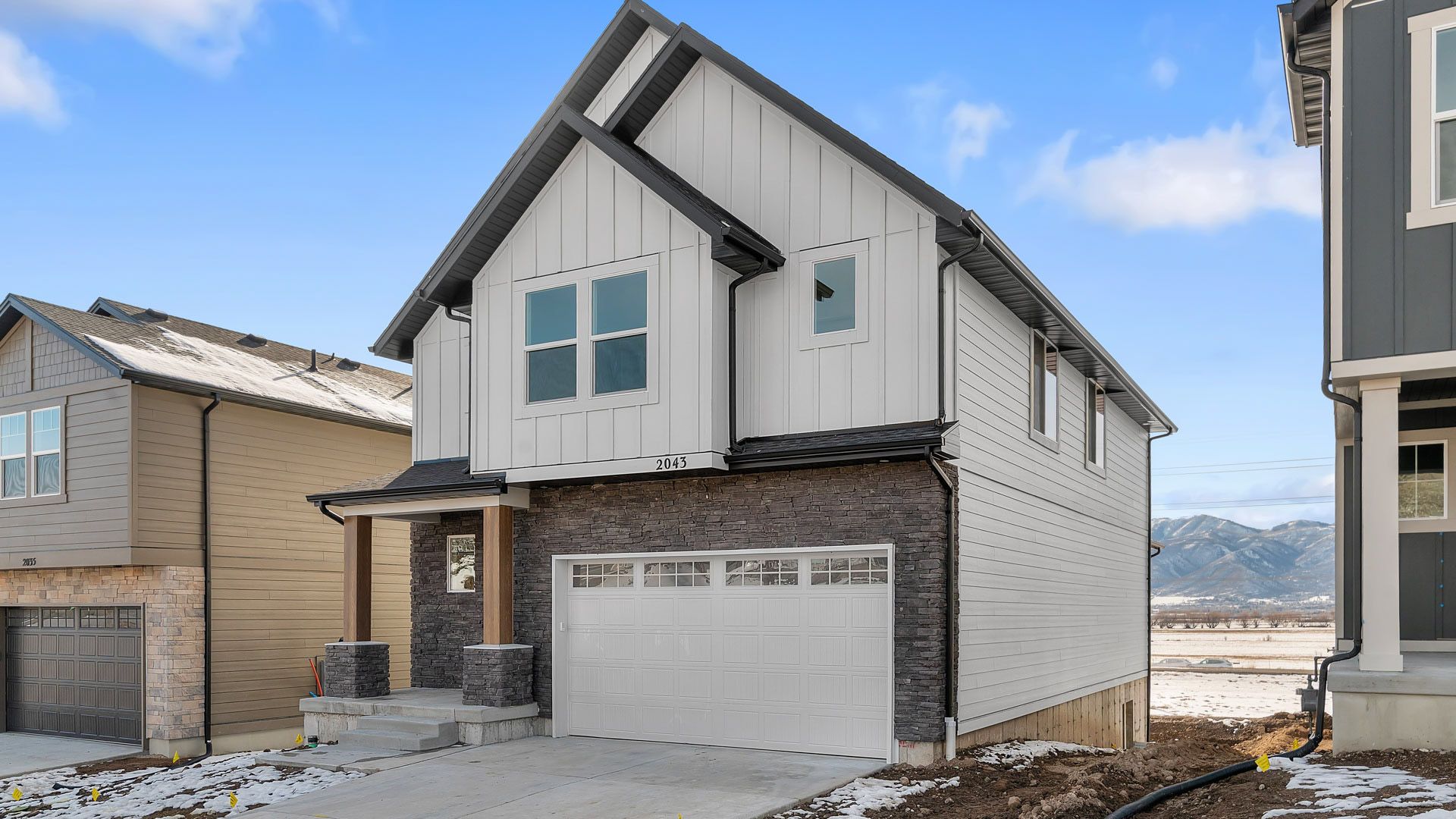 Exterior:Elevation Image 0.