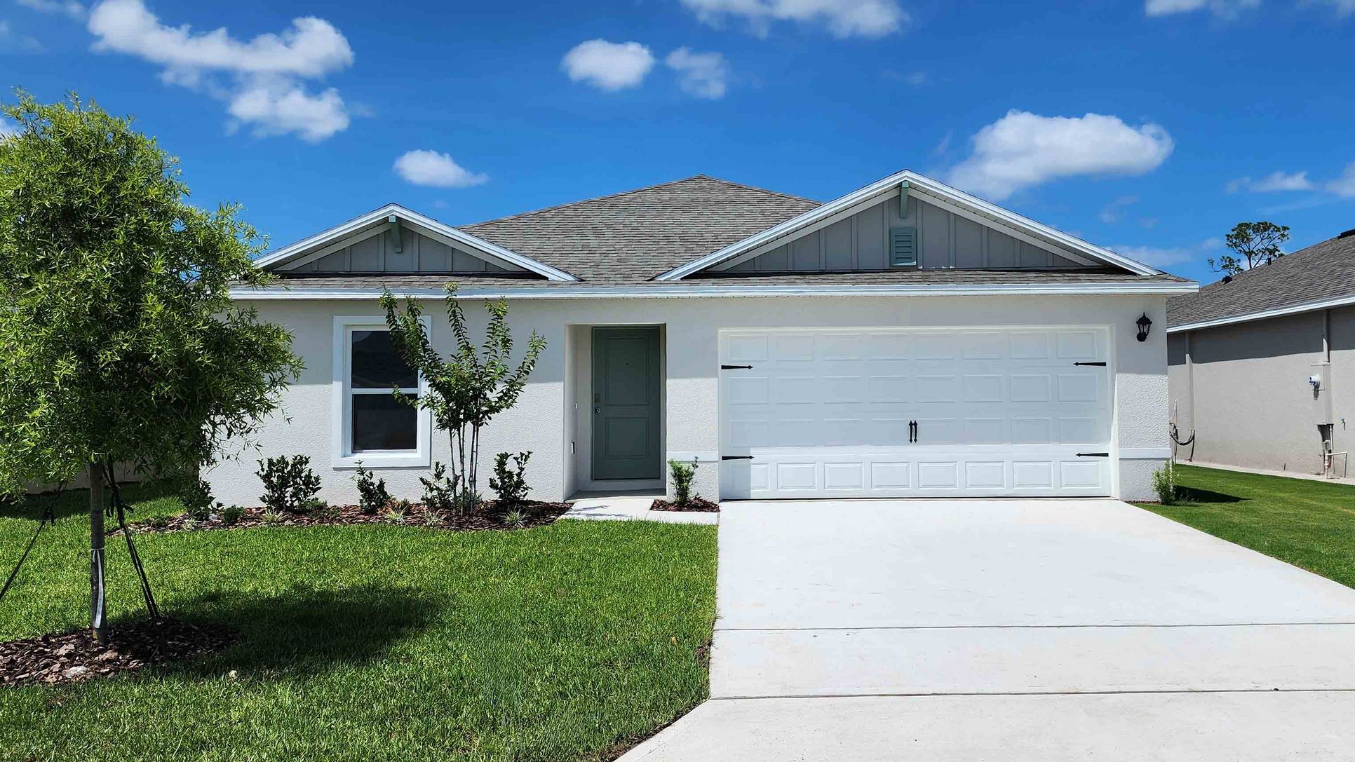 Exterior:Elevation Image 0.