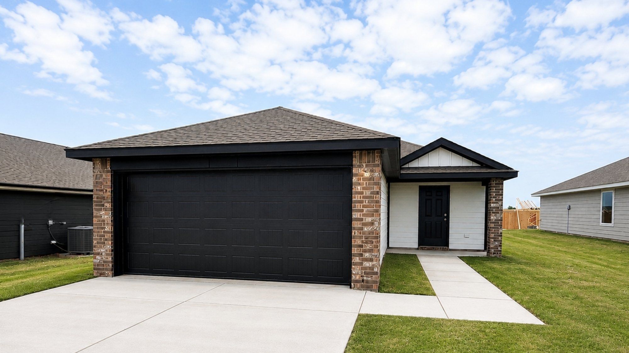 Exterior:Elevation Image 0.