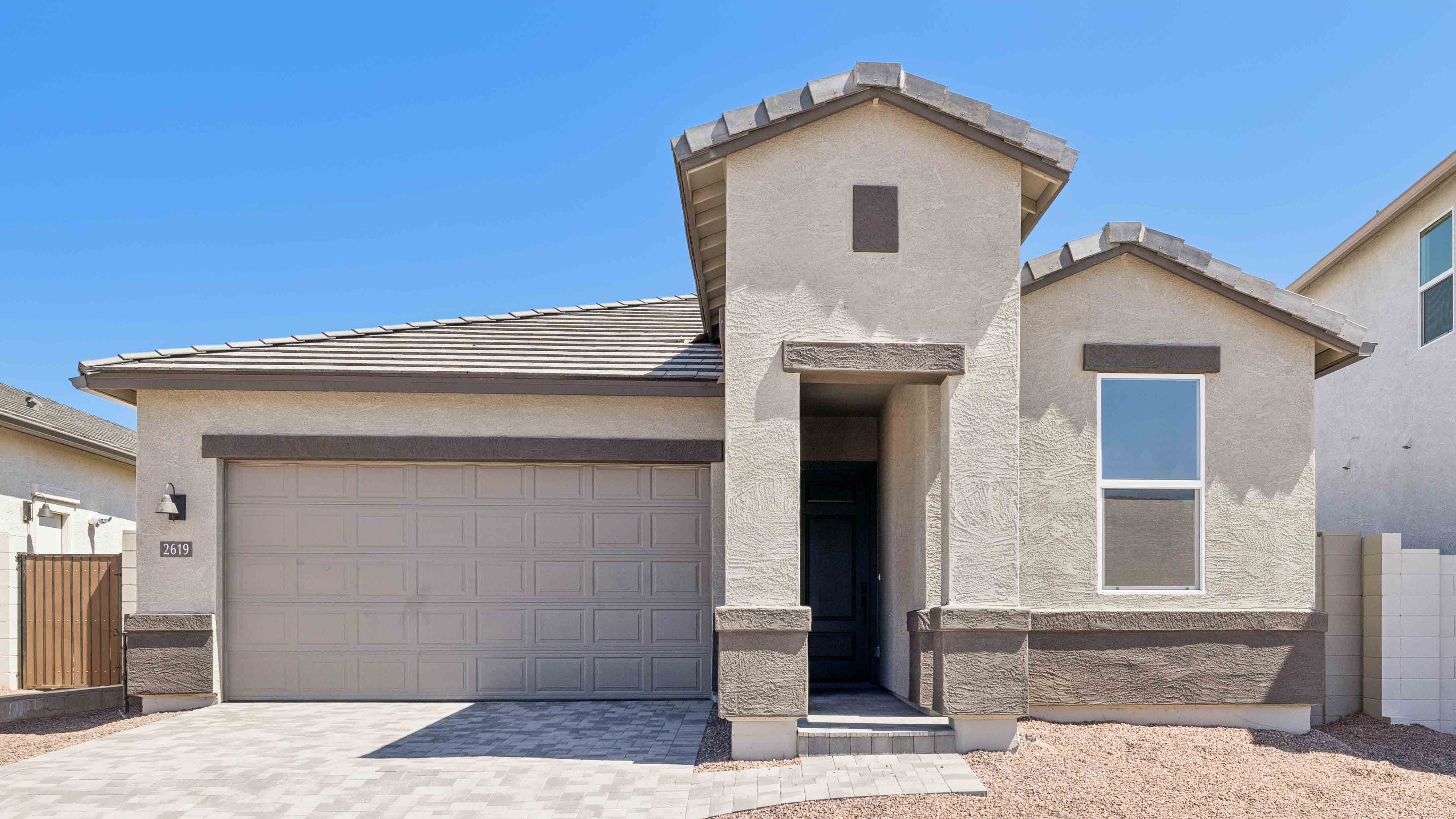 Exterior:Elevation Image 0.