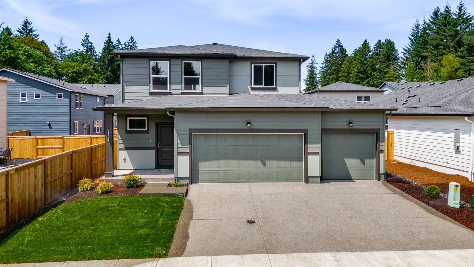Exterior:Elevation Image 0.