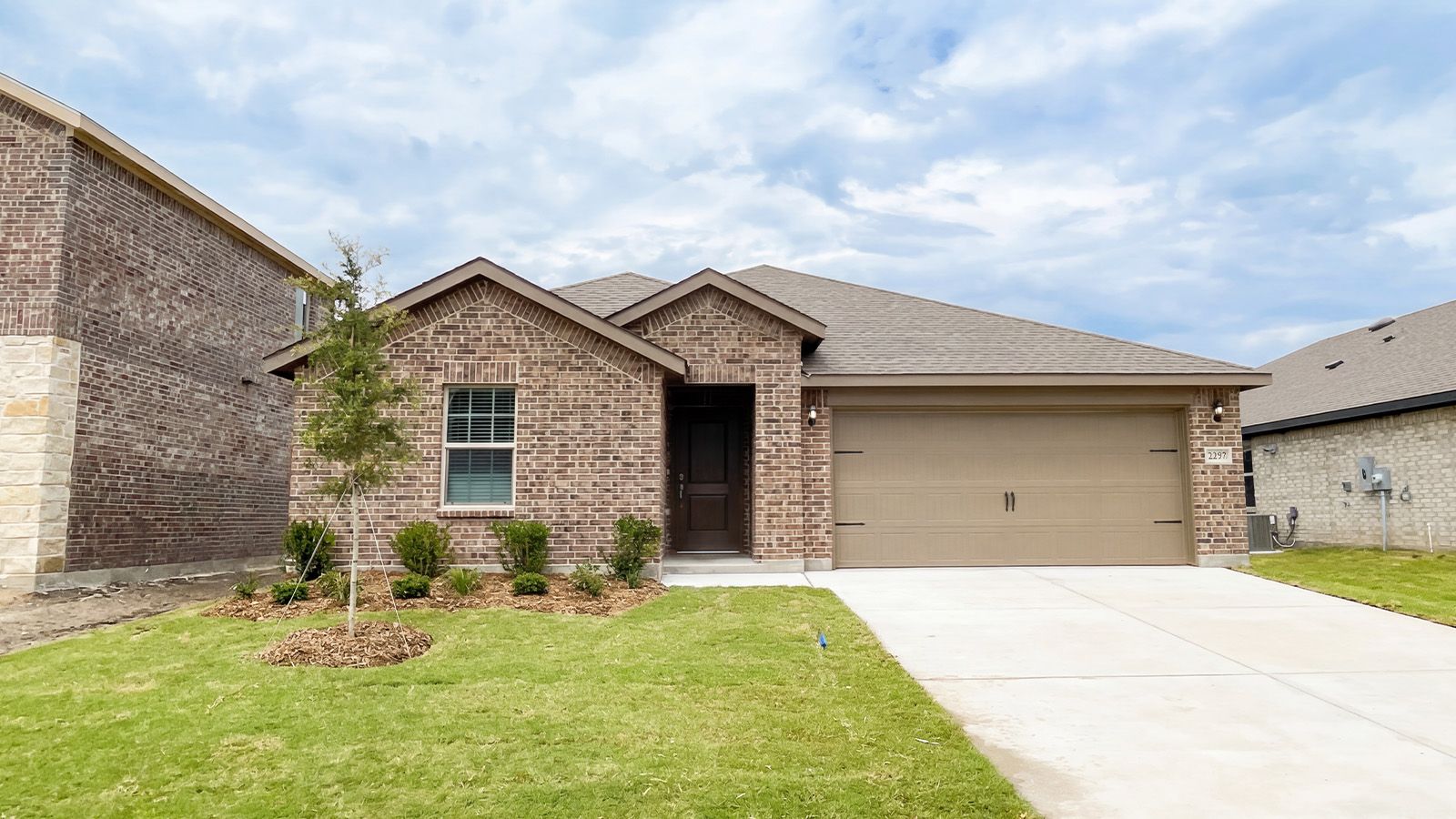 Exterior:Elevation Image 0.
