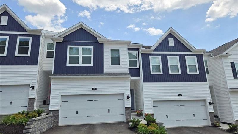 Exterior:Elevation Image 1.