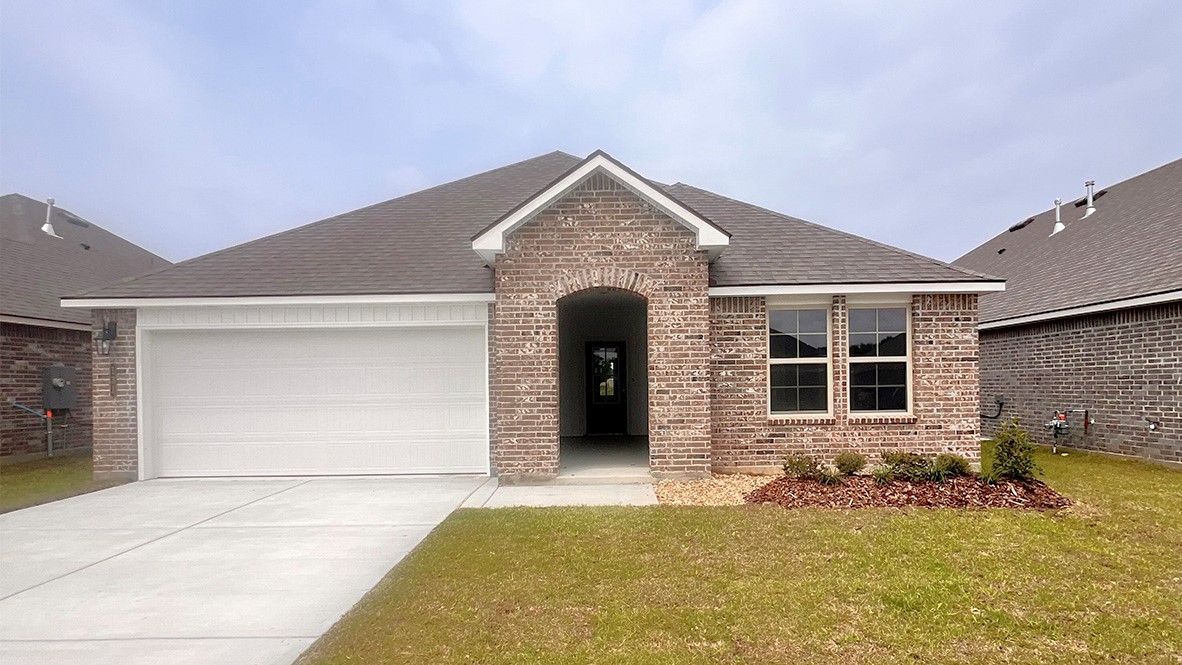 Exterior:Elevation Image 0.
