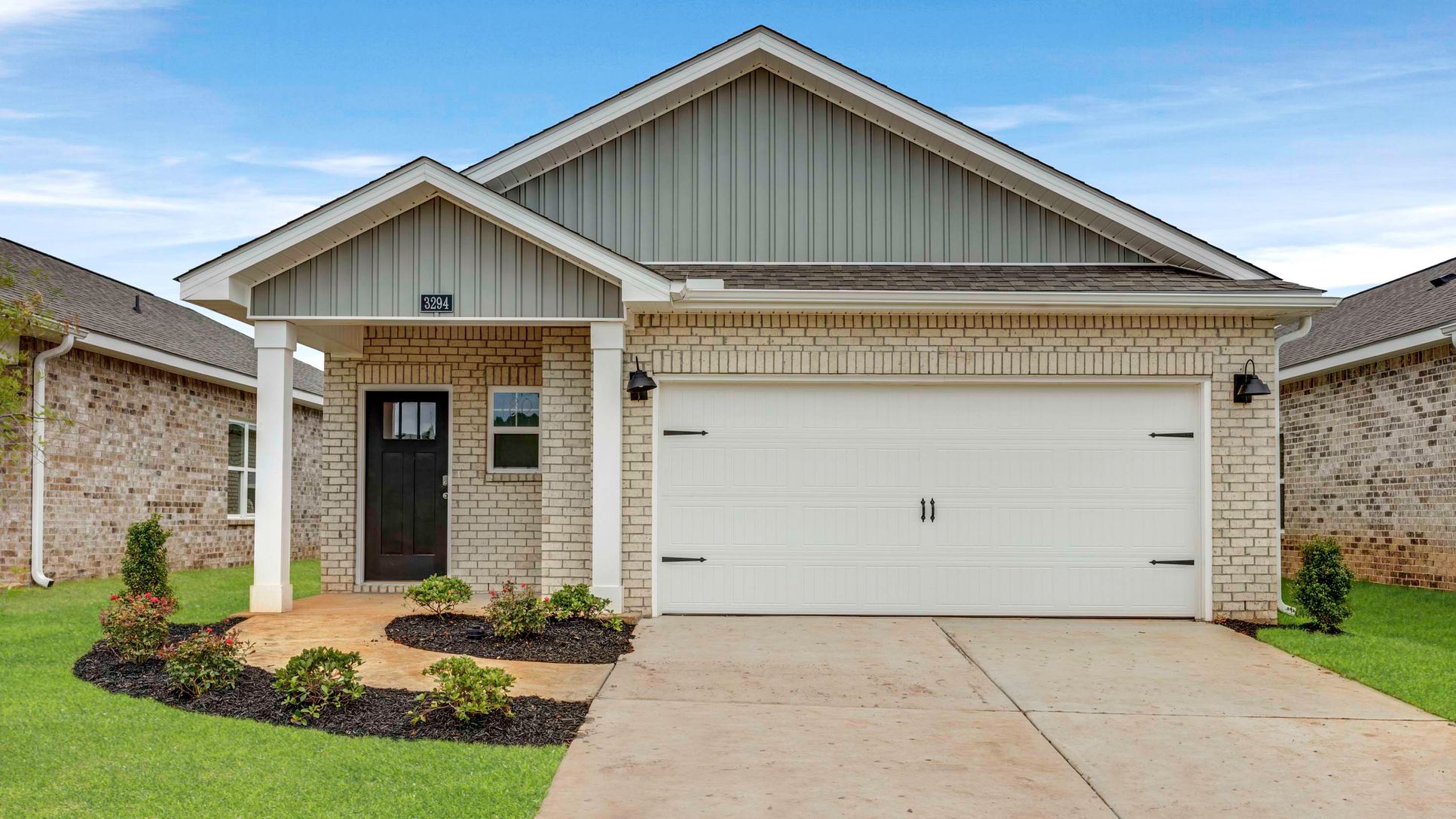 Exterior:Elevation Image 0.