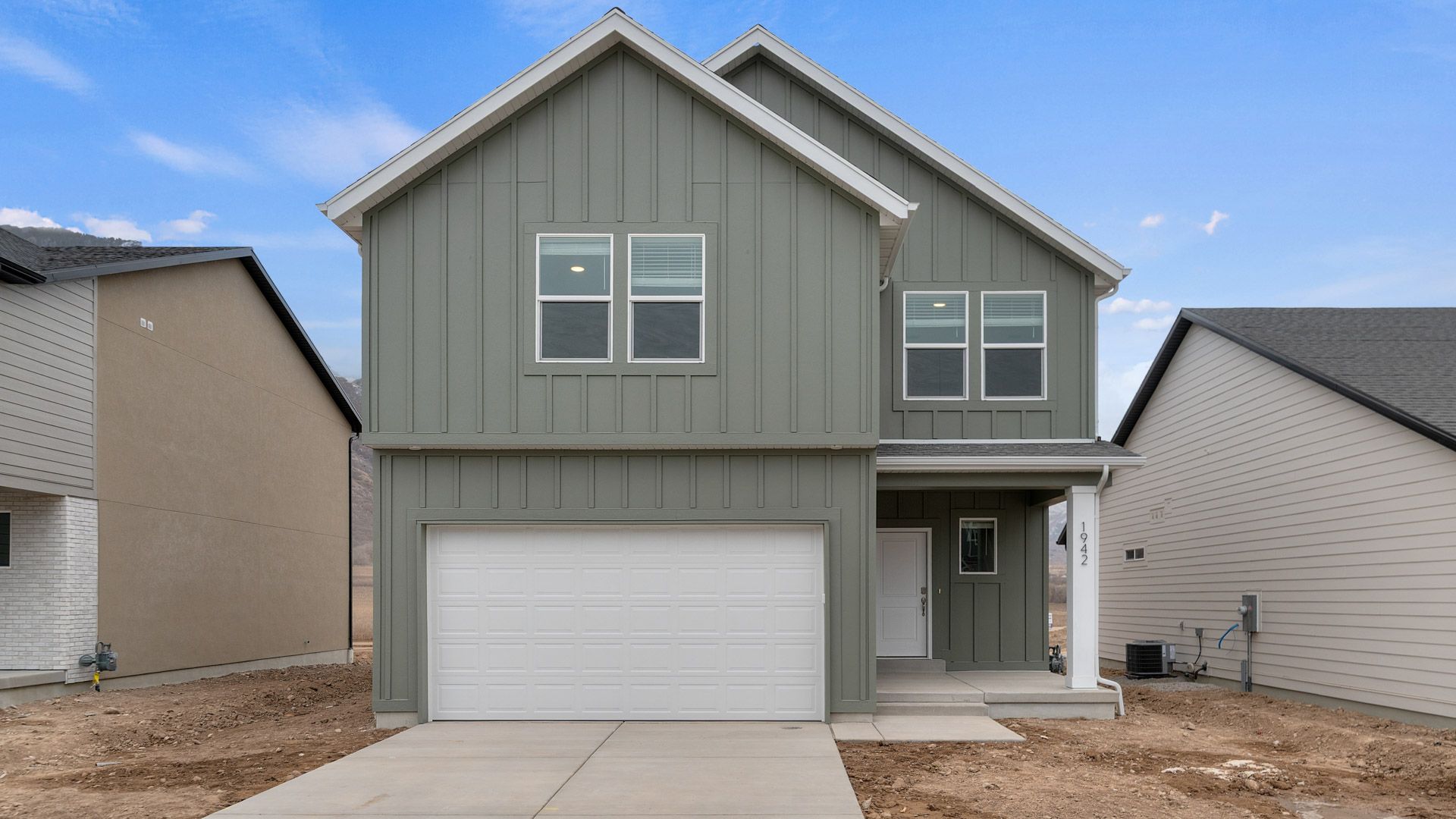 Exterior:Elevation Image 0.