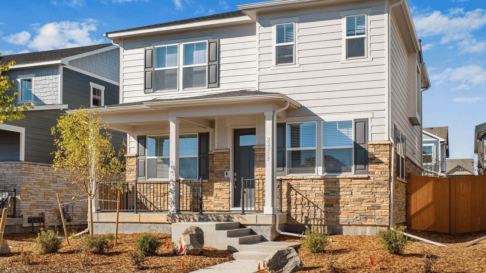 Exterior:Elevation Image 0.