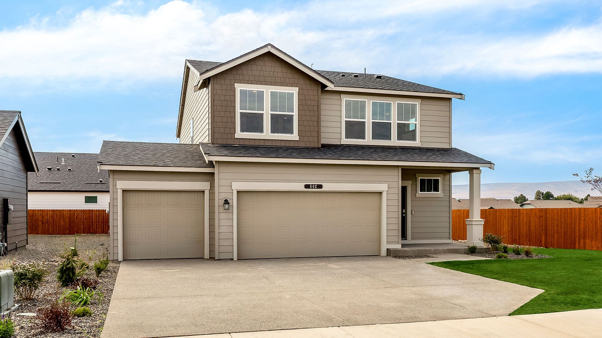 Exterior:Elevation Image 0.