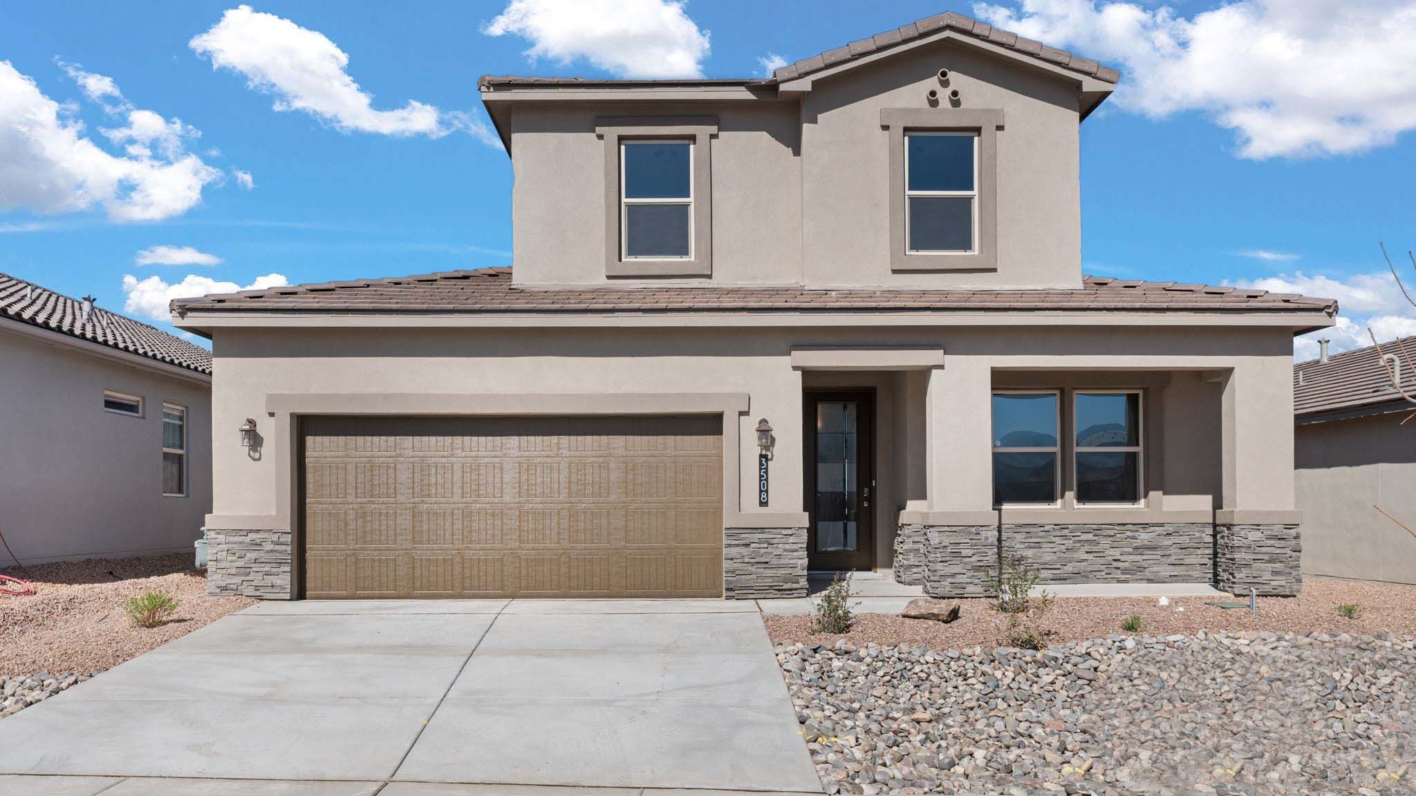 Exterior:Elevation Image 0.