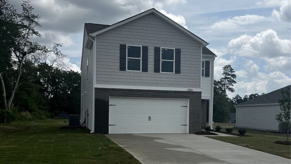 Exterior:Elevation Image 0.