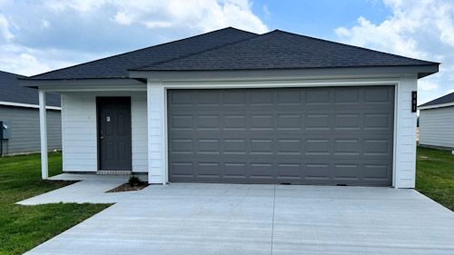 Exterior:Elevation Image 0.