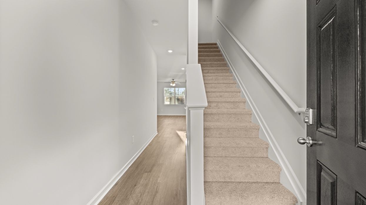 Exterior:Elevation Image 2.