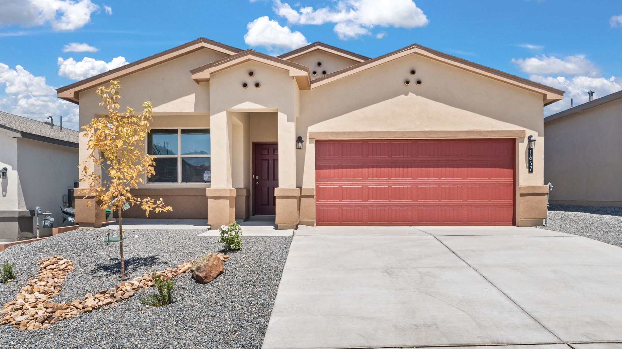 Exterior:Elevation Image 0.