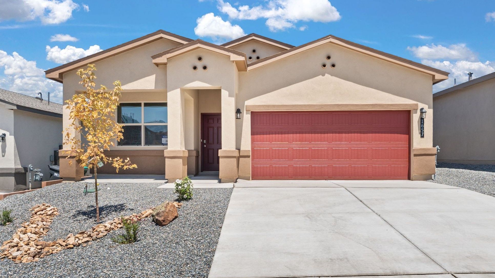 Exterior:Elevation Image 0.