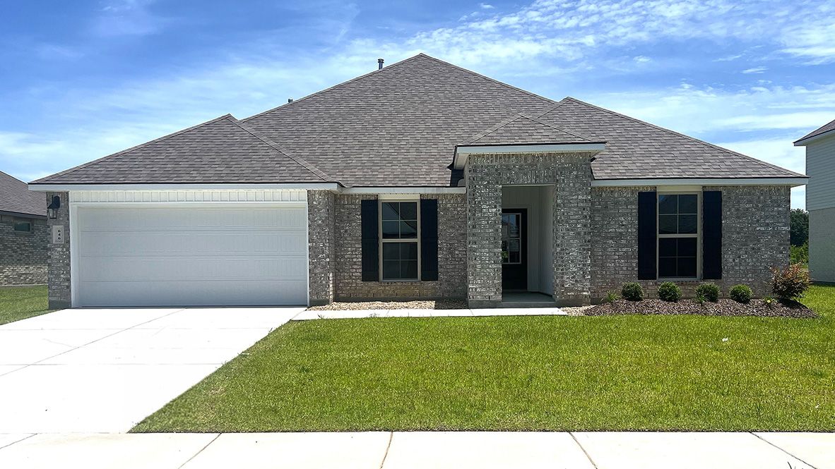 Exterior:Elevation Image 0.