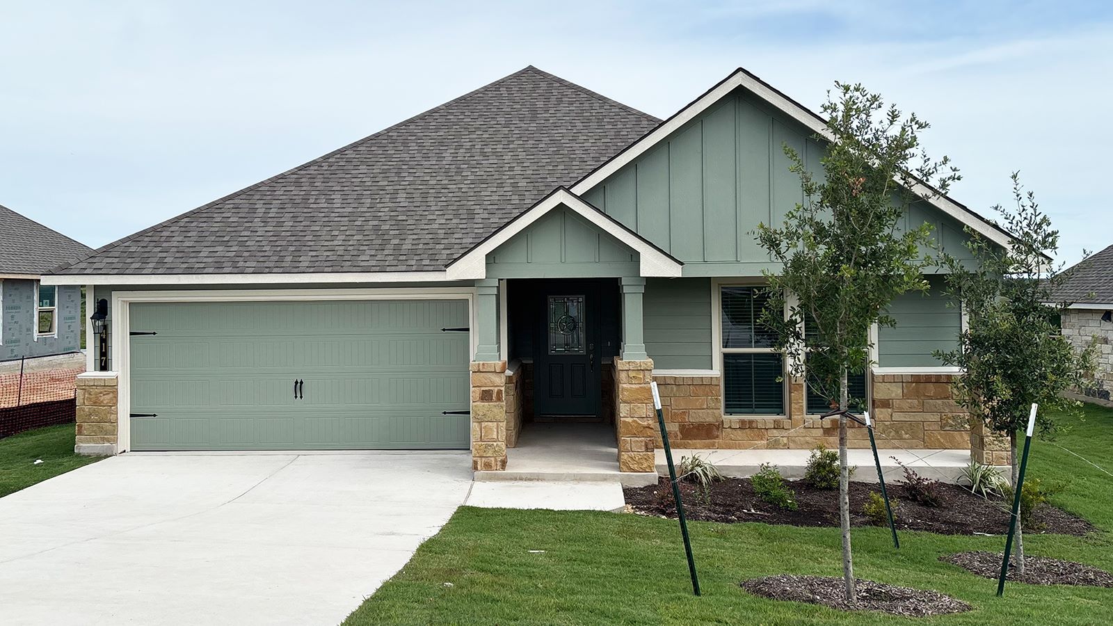 Exterior:Elevation Image 0.