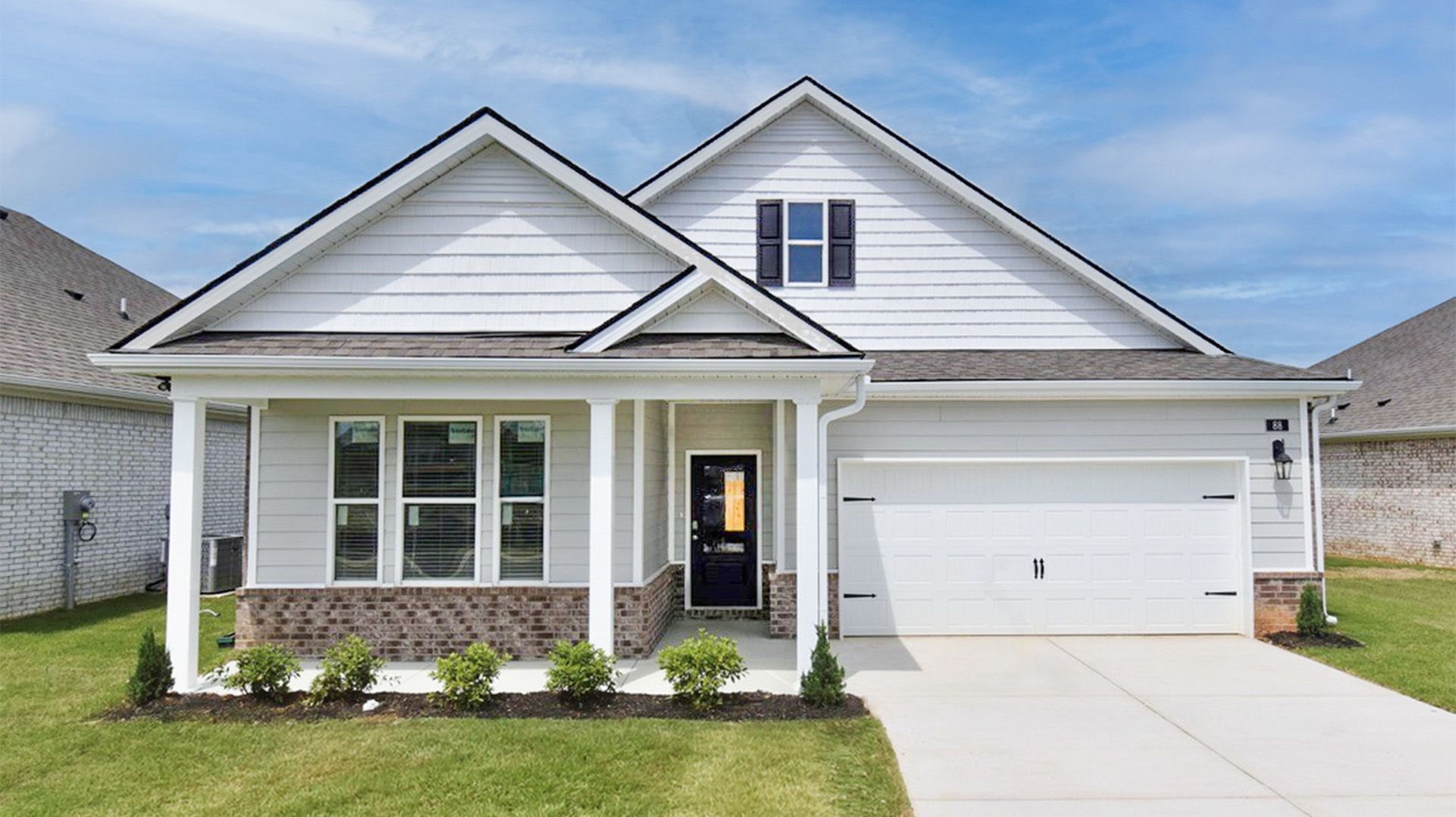Exterior:Elevation Image 0.