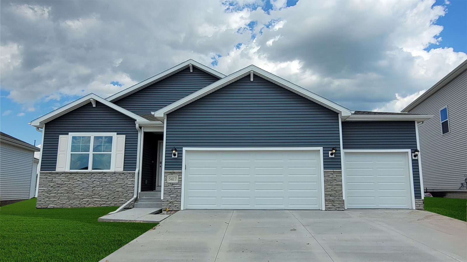Exterior:Elevation Image 0.