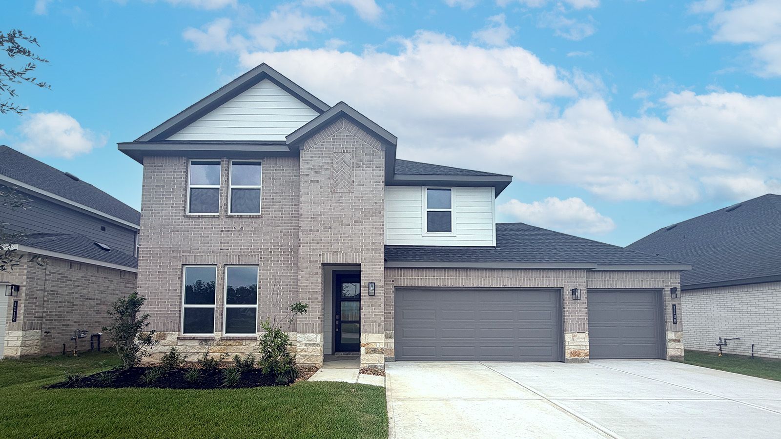 Exterior:Elevation Image 0.