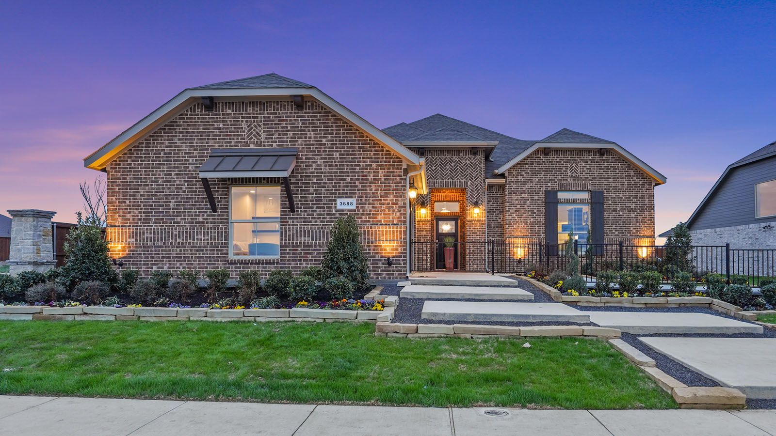 Exterior:Elevation Image 0.