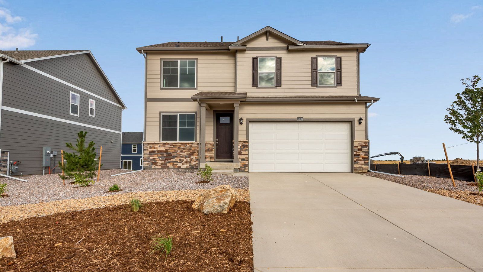 Exterior:Elevation Image 0.