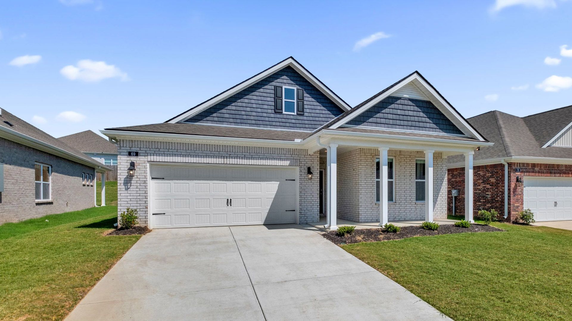 Exterior:Elevation Image 0.