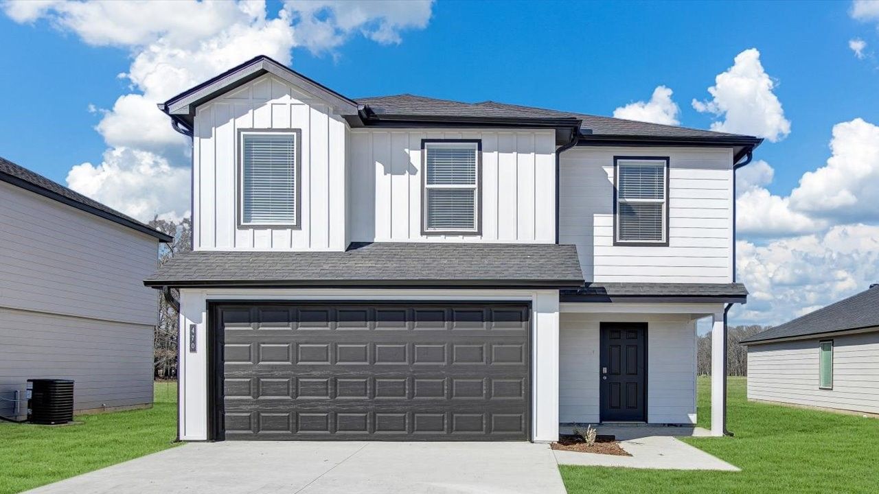 Exterior:Elevation Image 0.