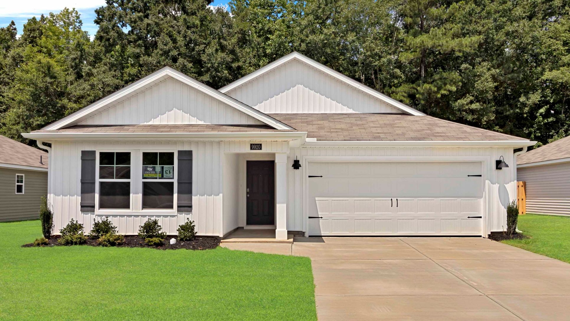 Exterior:Elevation Image 0.