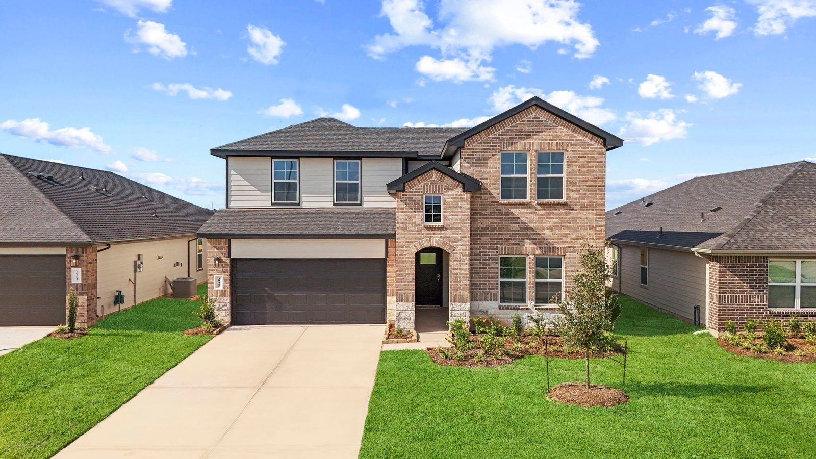 Exterior:Elevation Image 0.