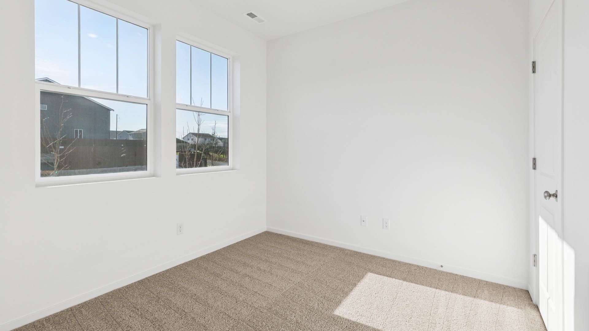 Exterior:Elevation Image 7.