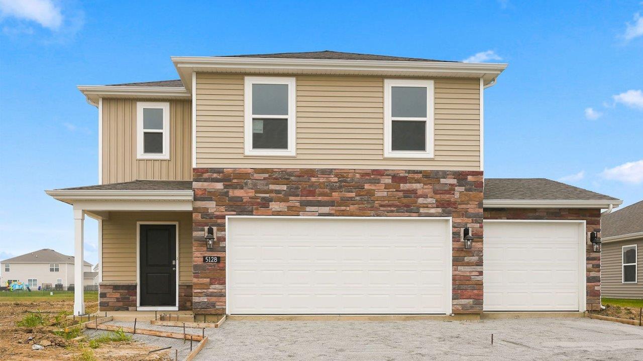 Exterior:Elevation Image 0.