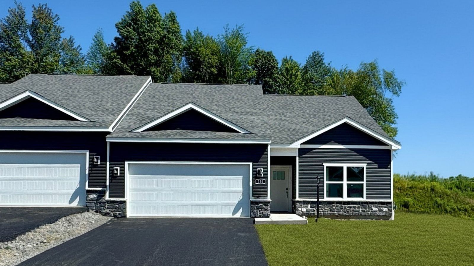 Exterior:Elevation Image 1.