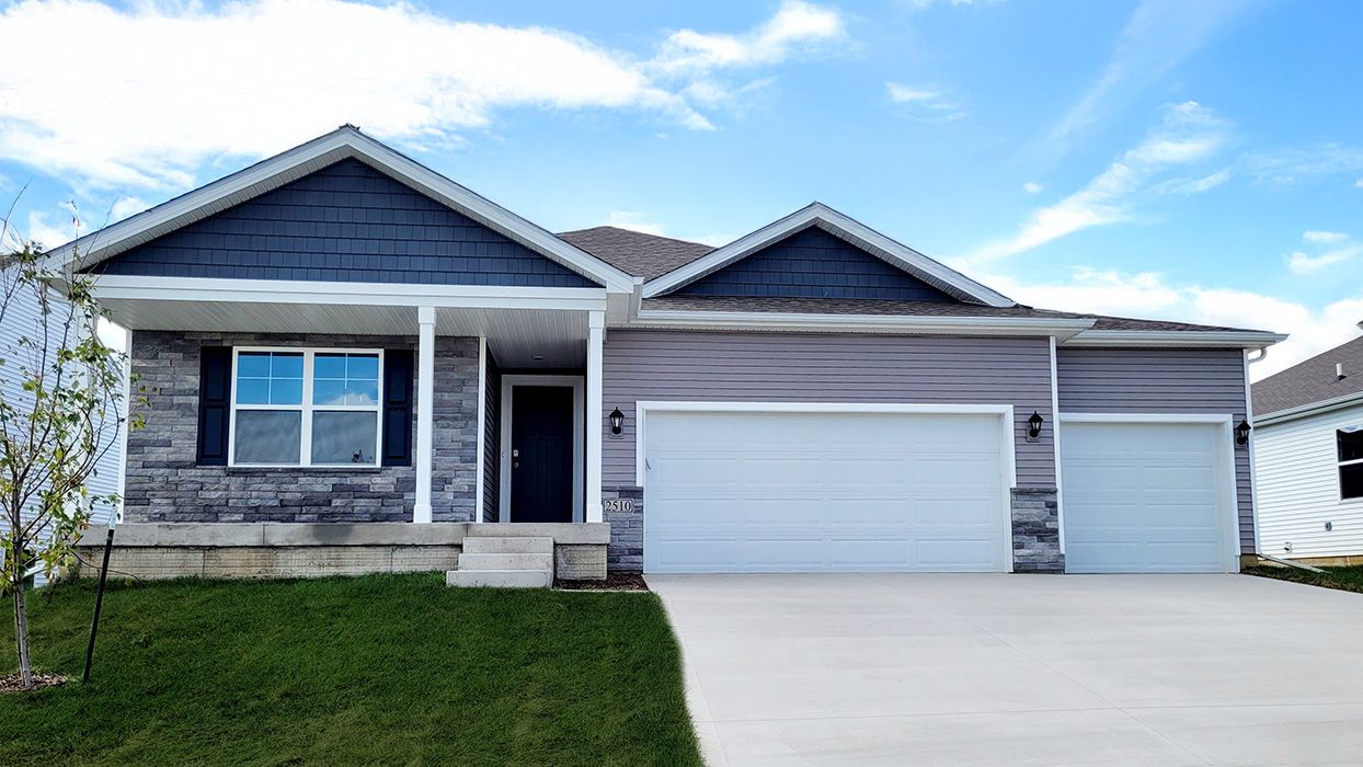 Exterior:Elevation Image 0.