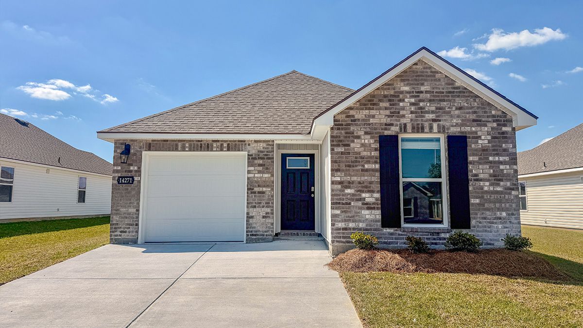 Exterior:Elevation Image 0.