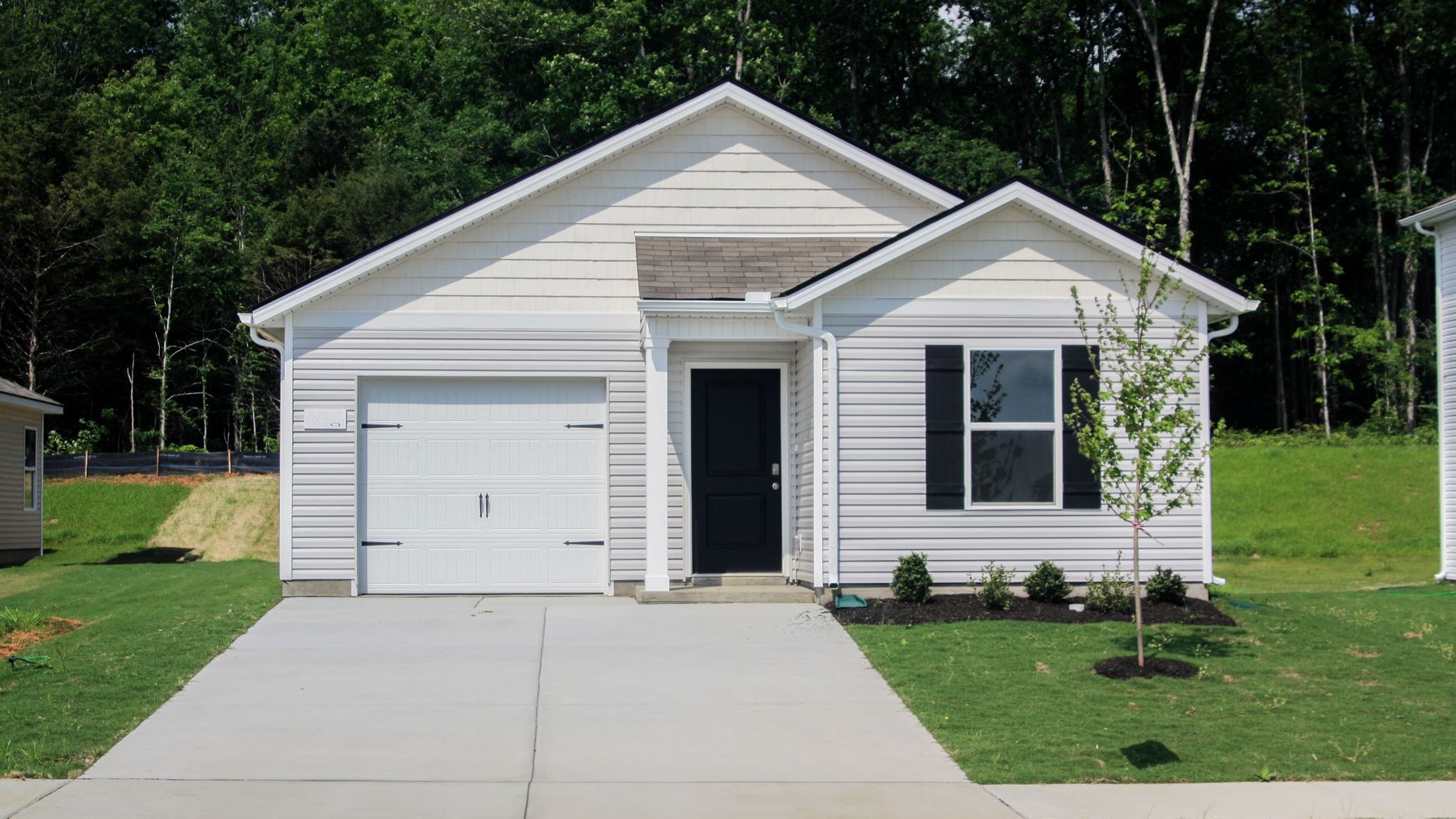 Exterior:Elevation Image 0.