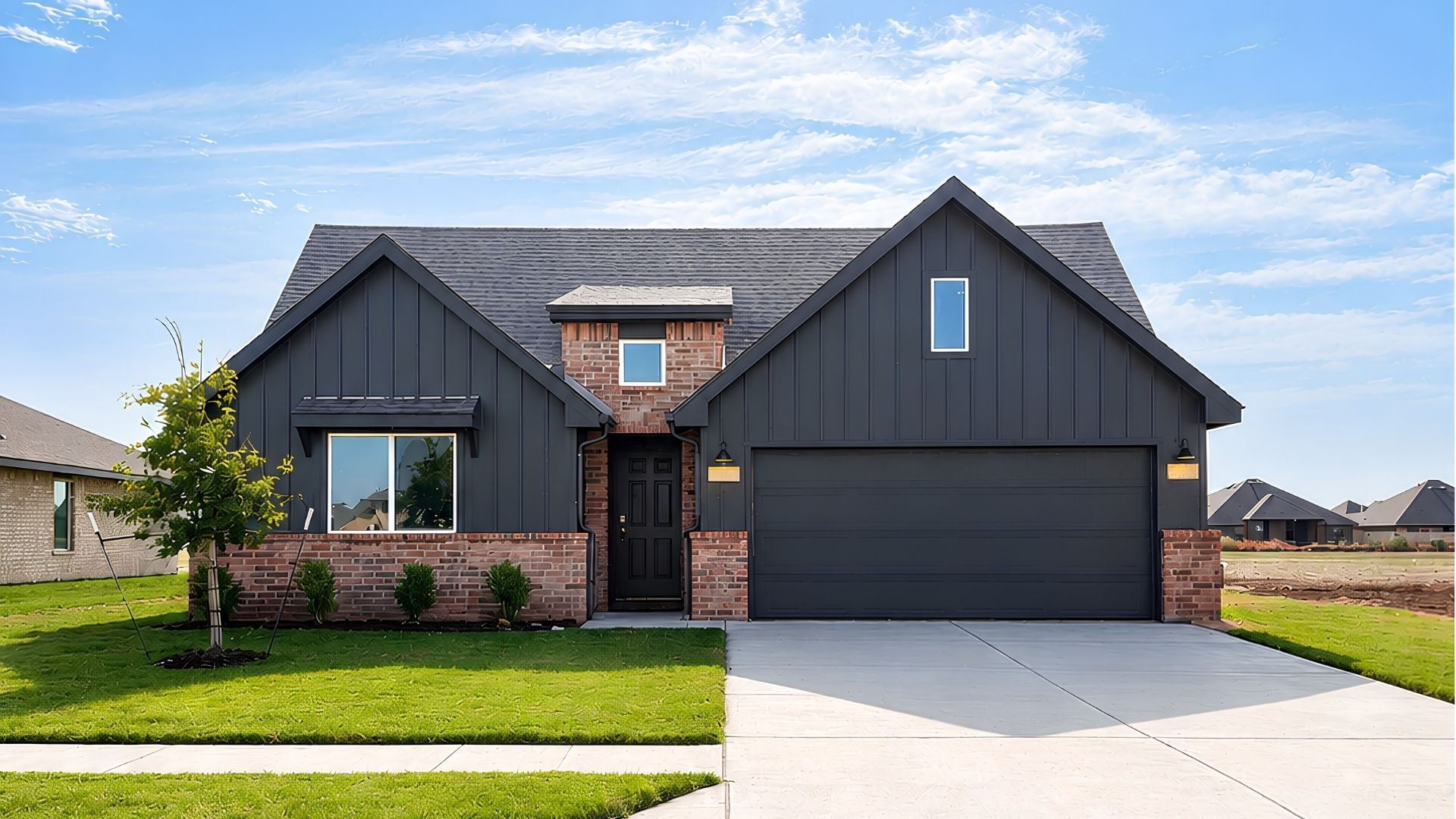 Exterior:Elevation Image 0.