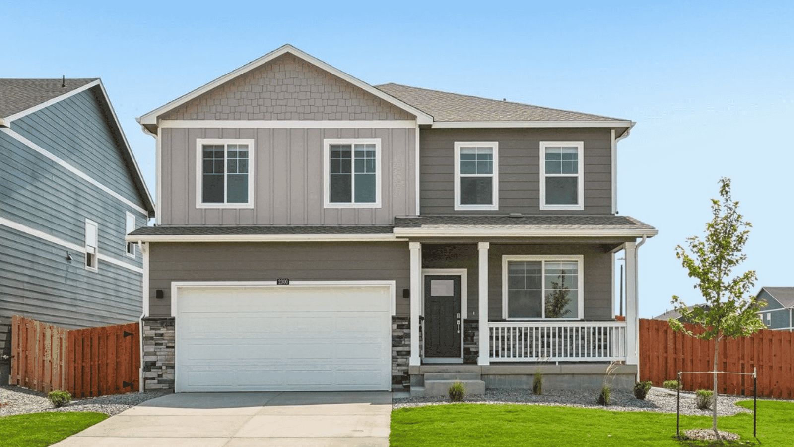 Exterior:Elevation Image 0.
